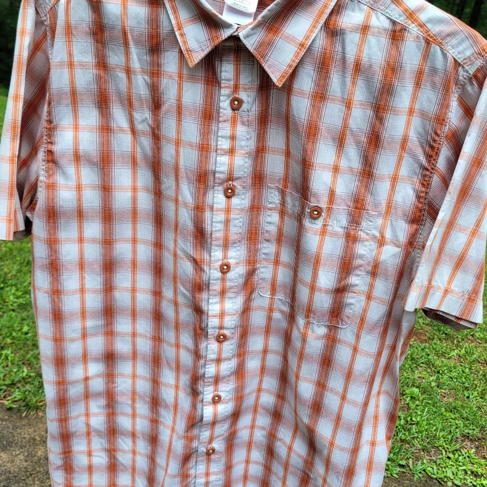 The North Face SS Button Front Shirt Large